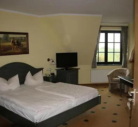 Mueritz Gruener Baum 3*